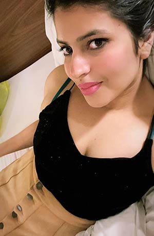 Hot and Sexy girls Priyanka